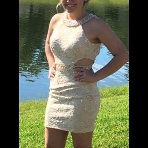 Dress nude or very light tan